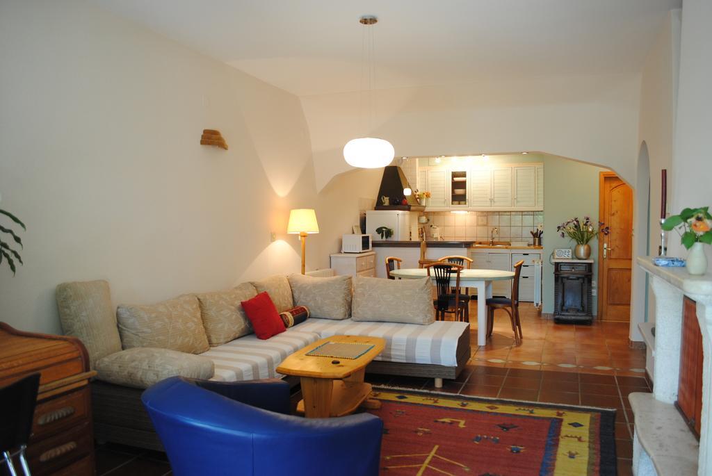 Apartments Natura Makarska Bilik gambar