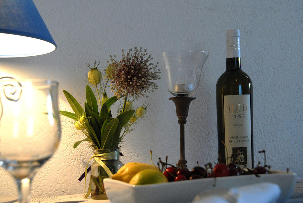 Apartments Natura Makarska Bilik gambar